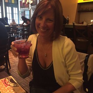 Meet your Posher, Elizabeth